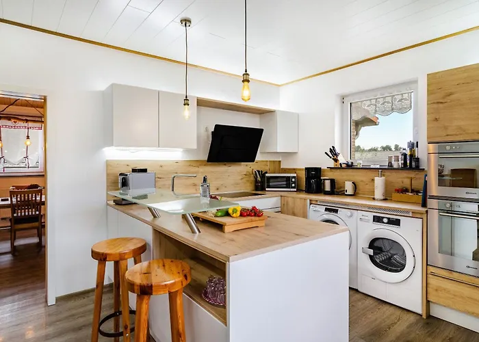 Nyaraló Hillebrand Trendelburg