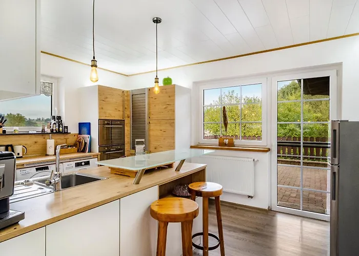 Hillebrand Nyaraló Trendelburg